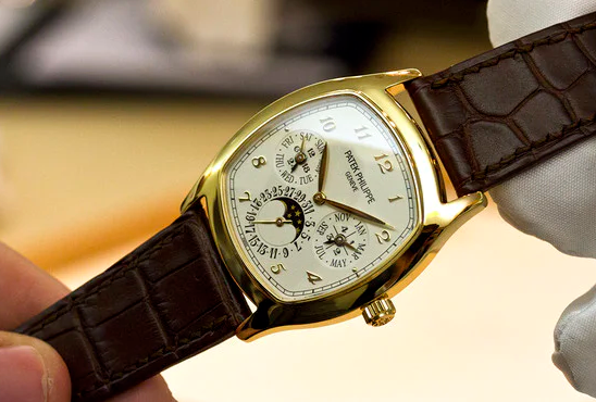 Vorstellung des ultradünnen ewigen Kalenders Patek Philippe replica 5940