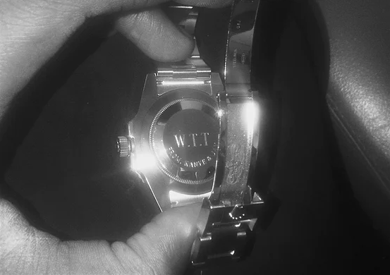 Un orologio The Throne Rolex replica GMT dotato e inciso da Jay-Z e Kanye West